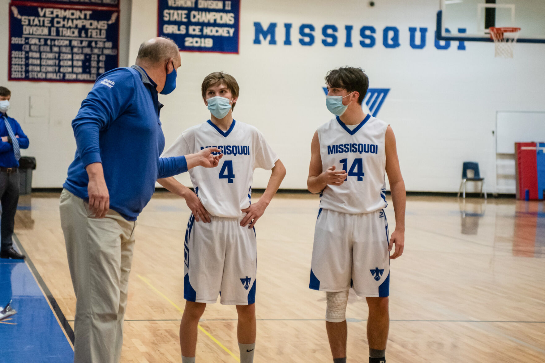 10 MVU Boys Basketball vs Vergennes 2022-40.jpg